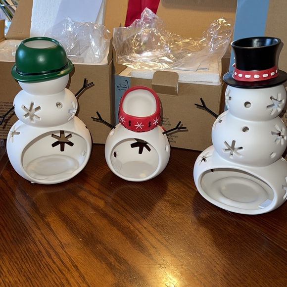 Snowman family candle holders - Picture 9 of 11